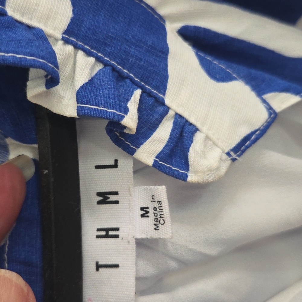 THML adorable Dress In Great Condition. Blue/white Geometric Type Pattern. 💙 - Picture 7 of 12